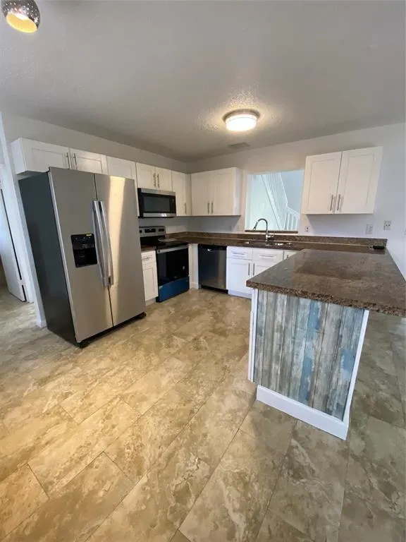 90 NW 110th Ave
