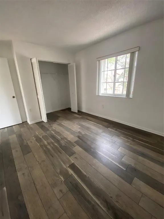 90 NW 110th Ave