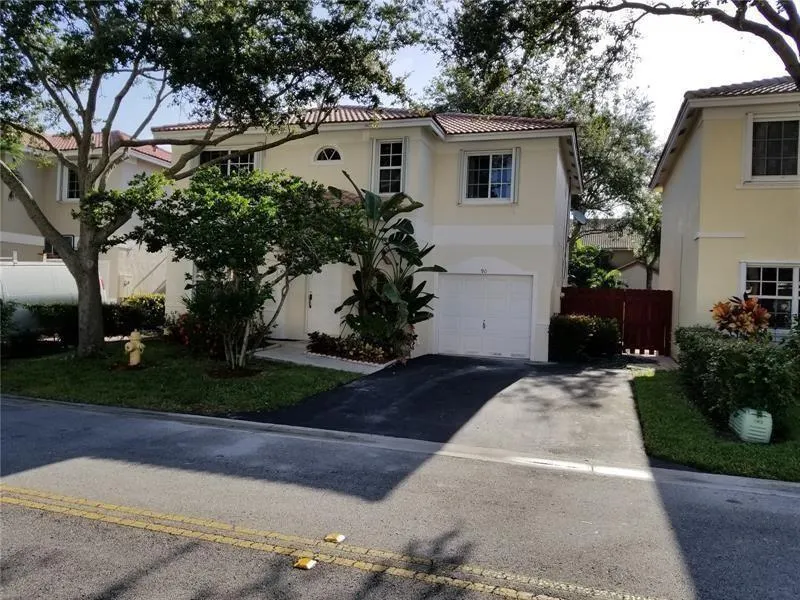 90 NW 110th Ave
