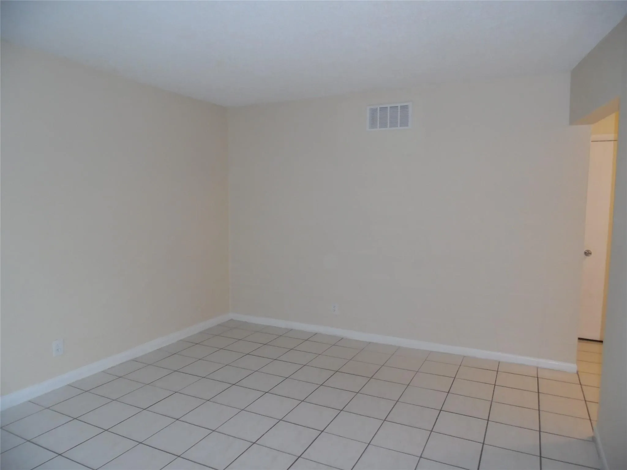 7341 NW 37th St, #2