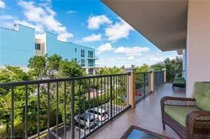 101 S Ocean Drive, #406