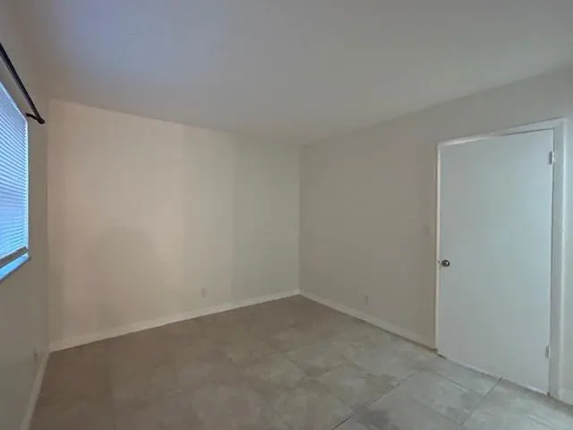 101 NE 41ST ST, #G-112