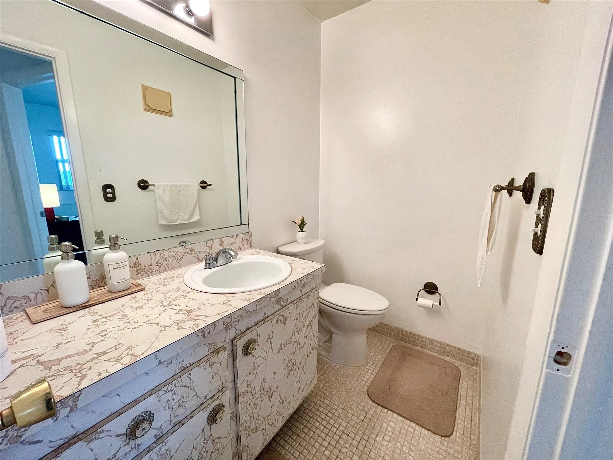 6600 Royal Palm Blvd, #304B