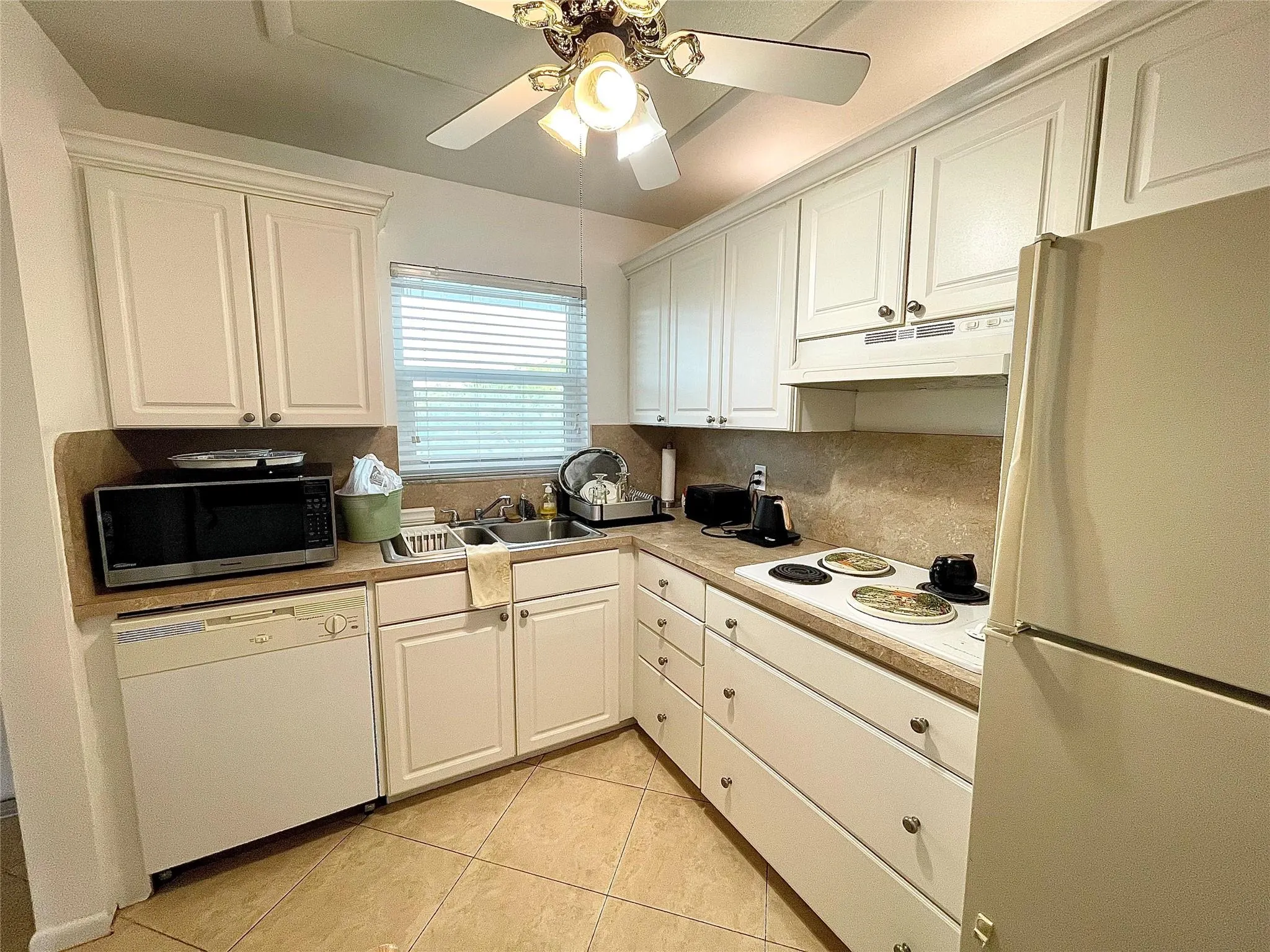 6600 Royal Palm Blvd, #304B