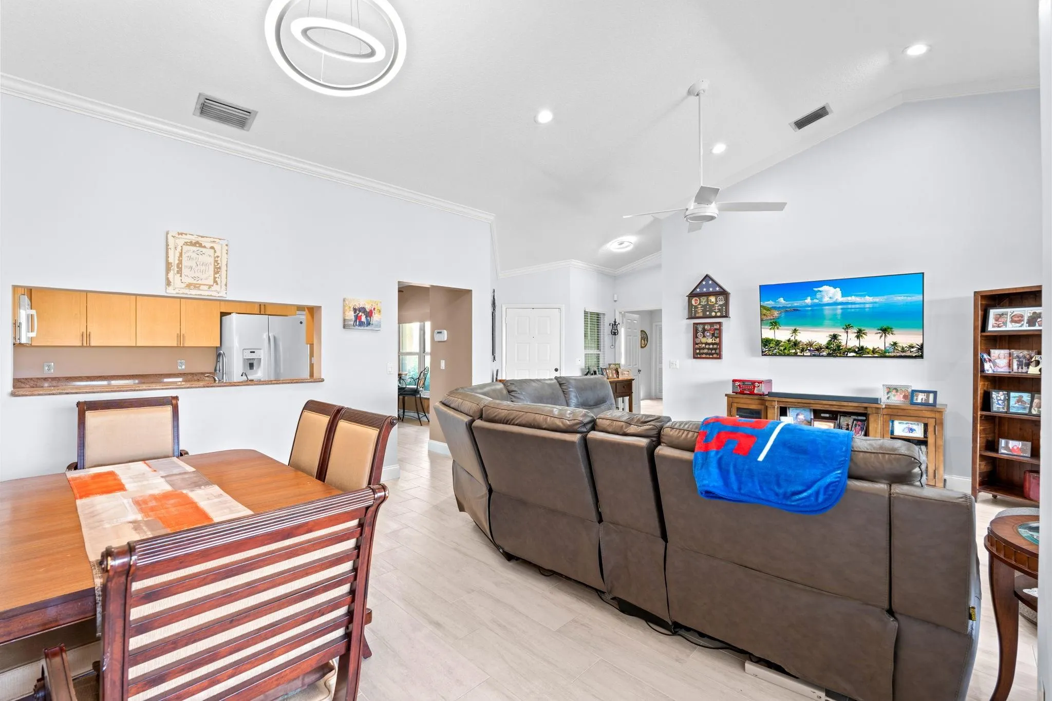 8486 Heather Pl