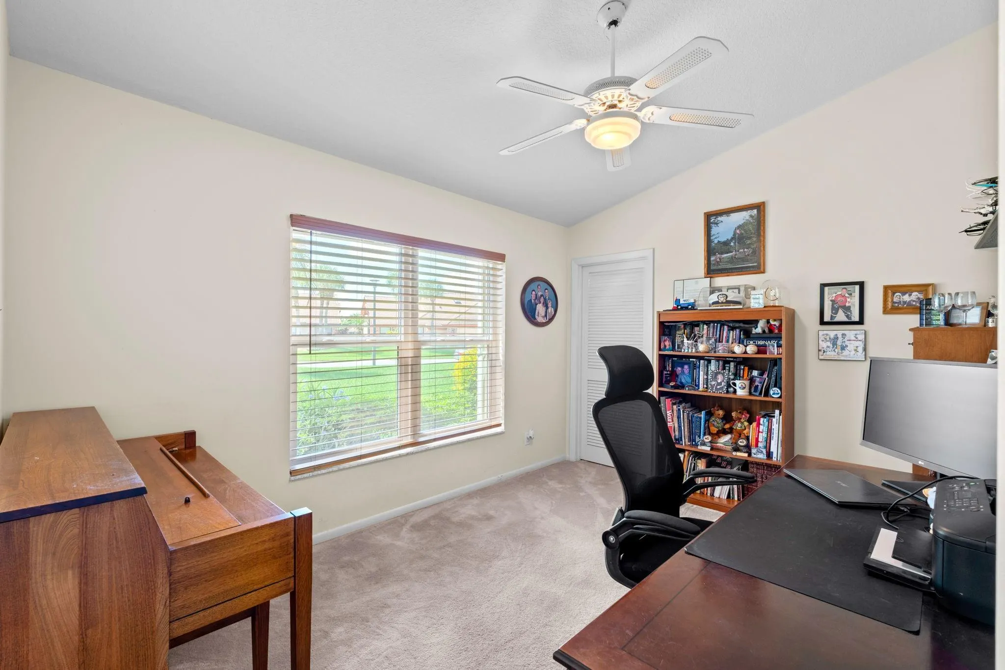 8486 Heather Pl