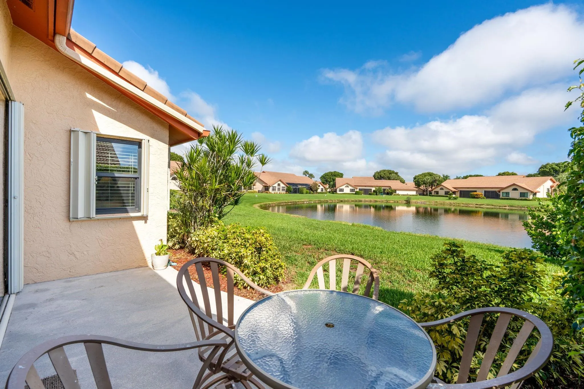 8486 Heather Pl
