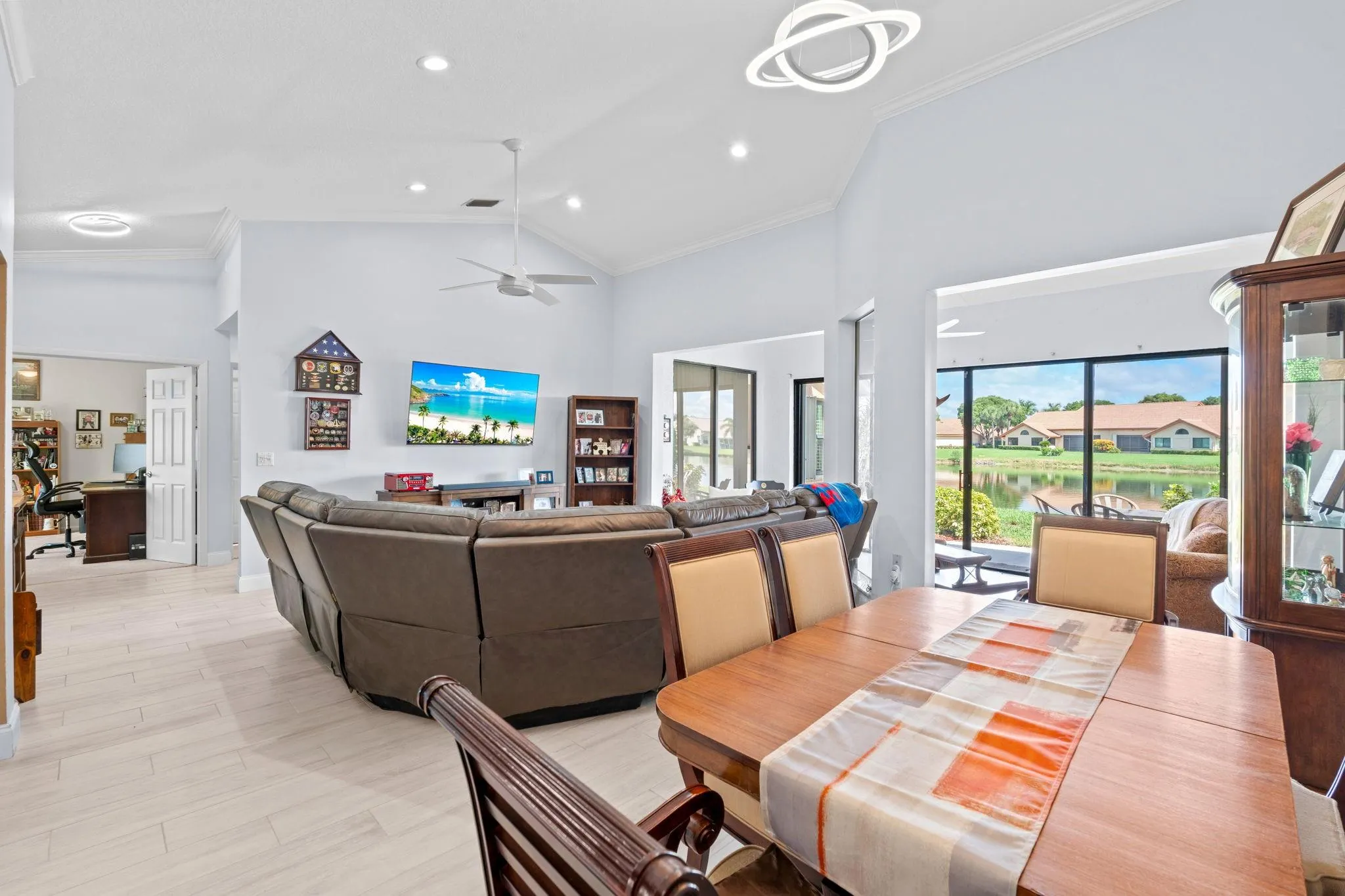 8486 Heather Pl