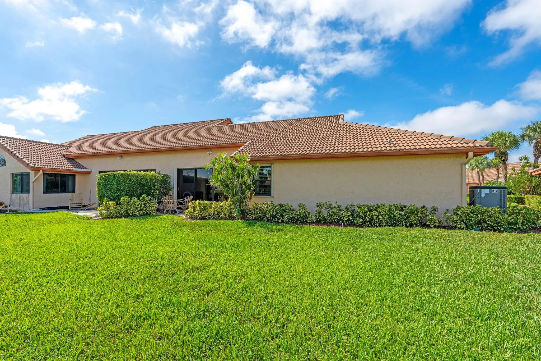 8486 Heather Pl