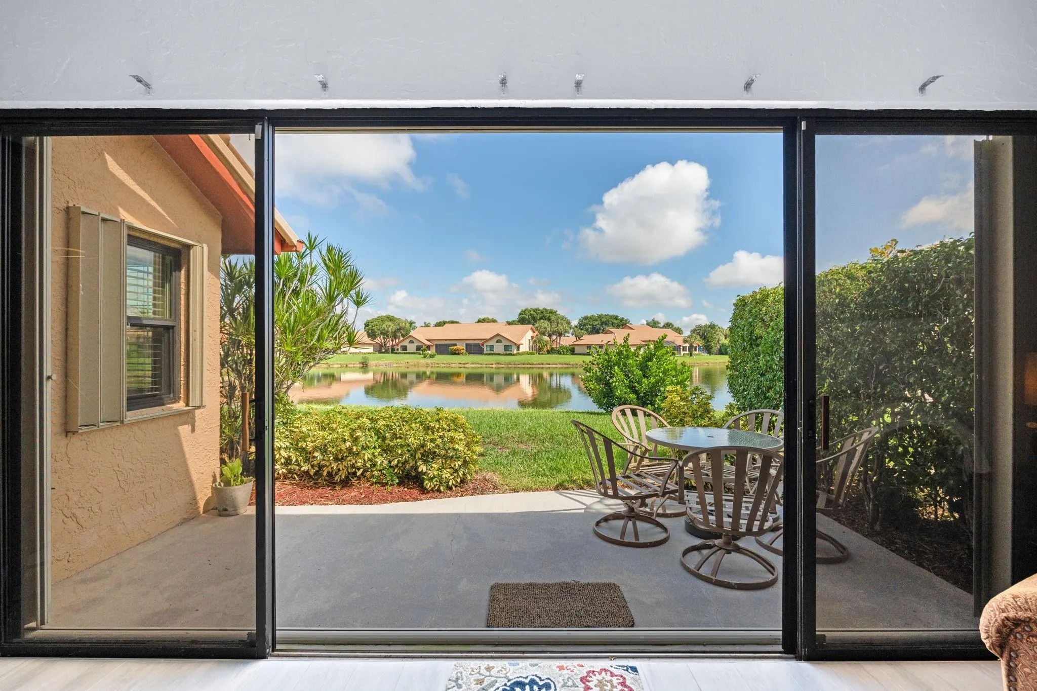 8486 Heather Pl