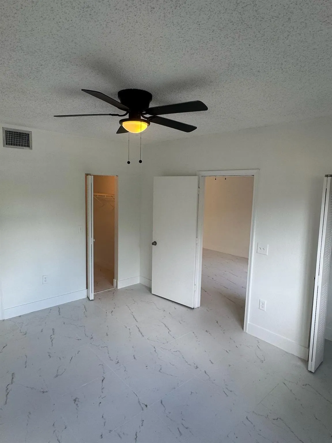 3221 Sabal Palm Mnr, #105