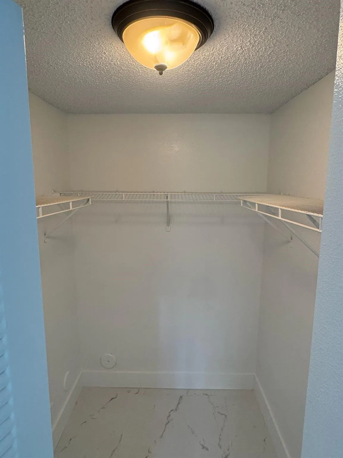 3221 Sabal Palm Mnr, #105