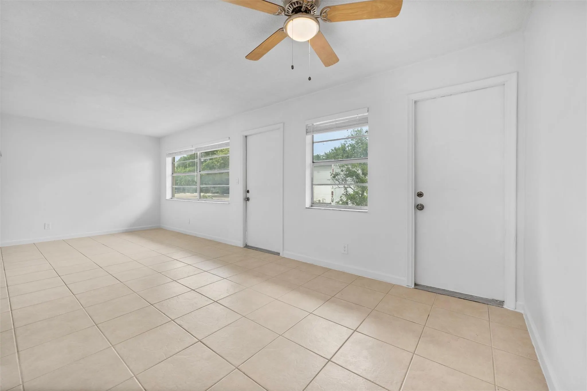 4165 SW 67th Ave, #102B