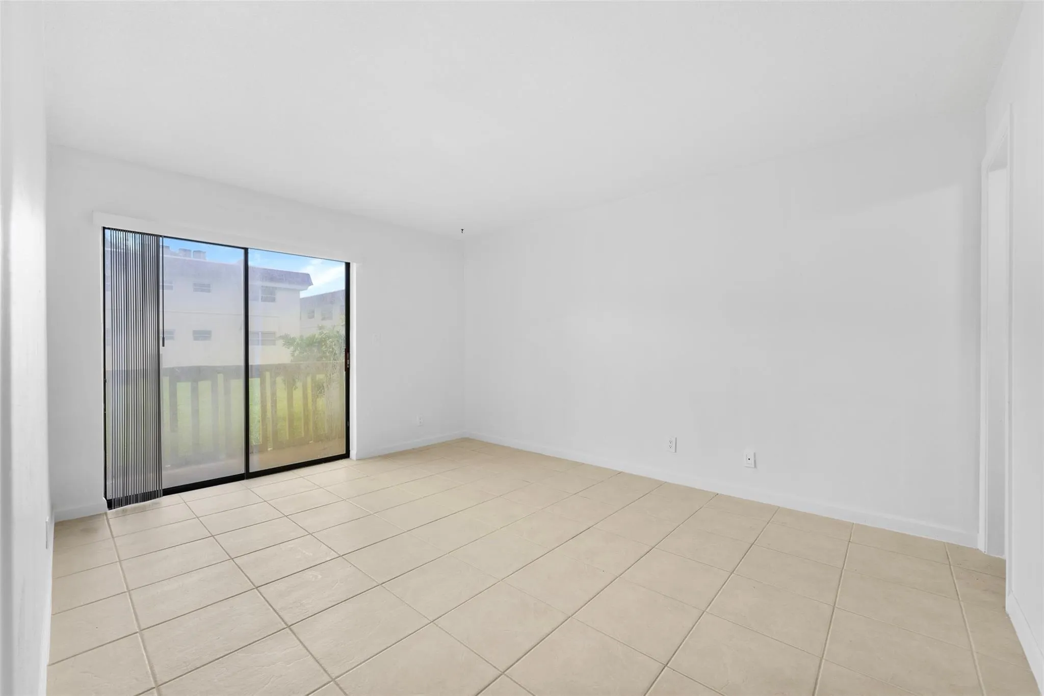 4165 SW 67th Ave, #102B