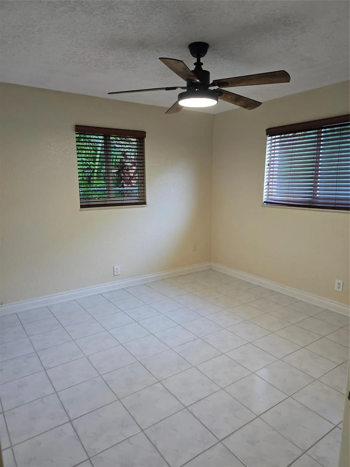 1749 NW 6th Ave, #2