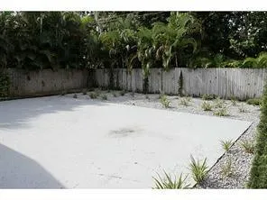 1749 NW 6th Ave, #2