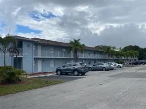 617 Ixoria Avenue, #2