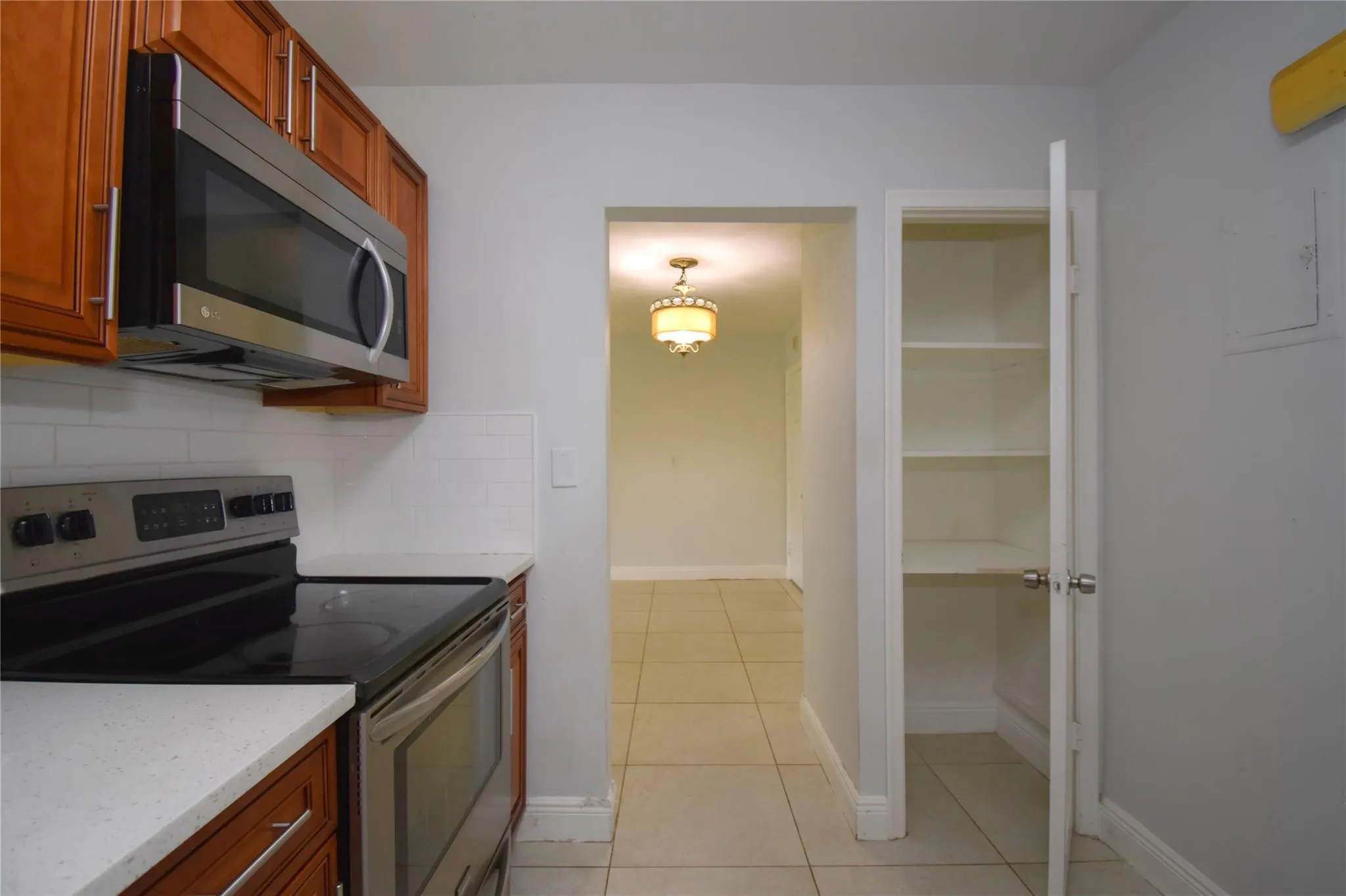 9 NE 19th Ct, #119C