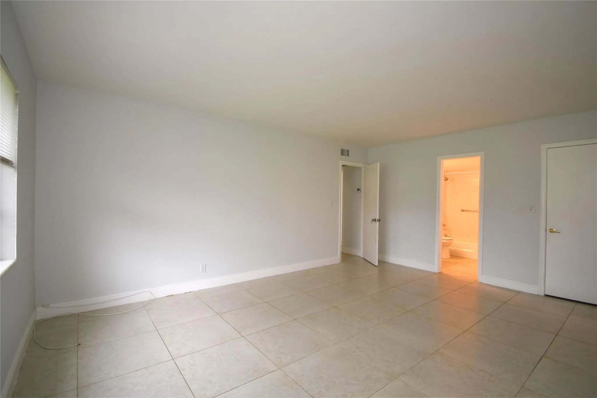 9 NE 19th Ct, #119C
