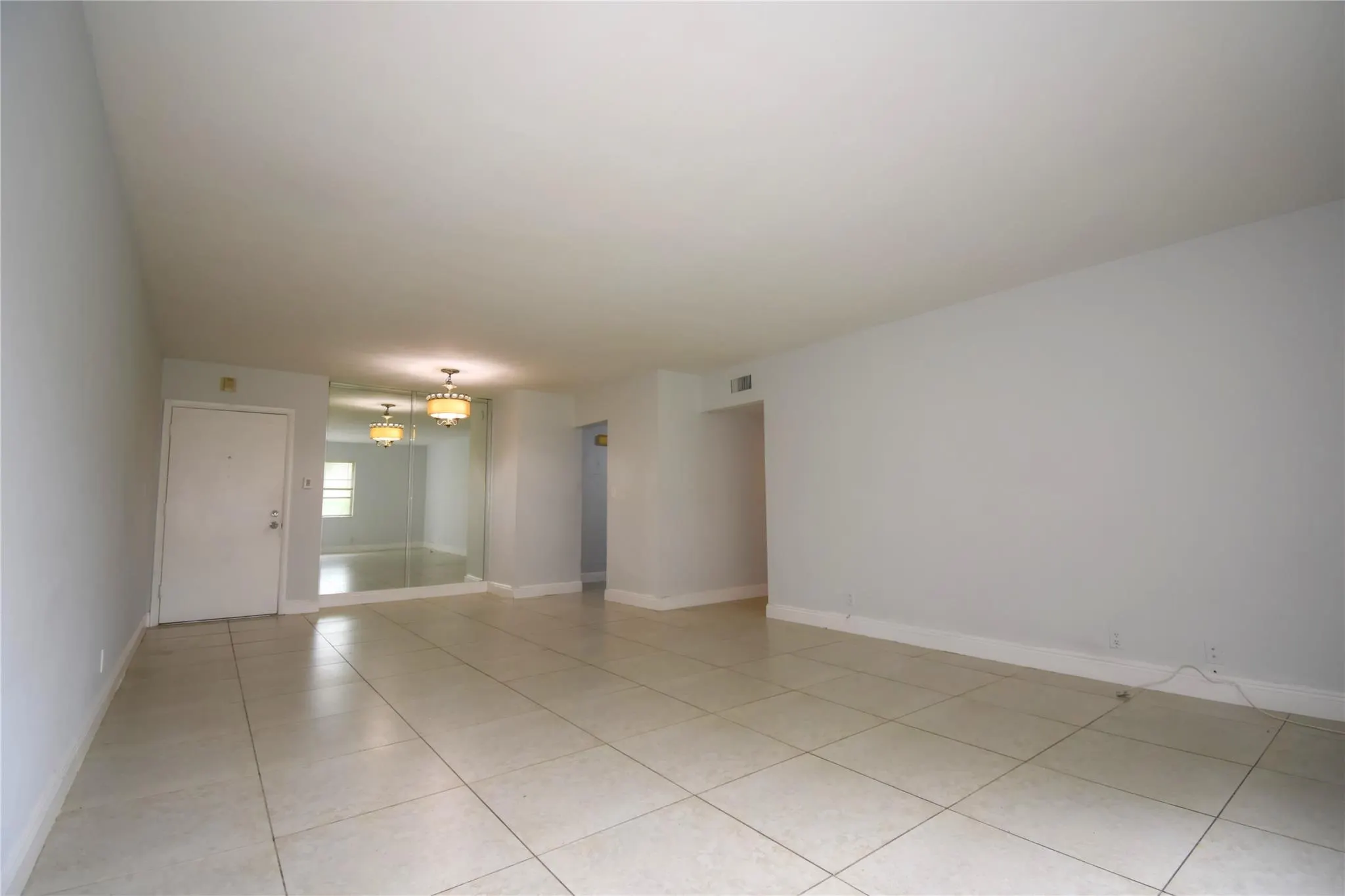 9 NE 19th Ct, #119C