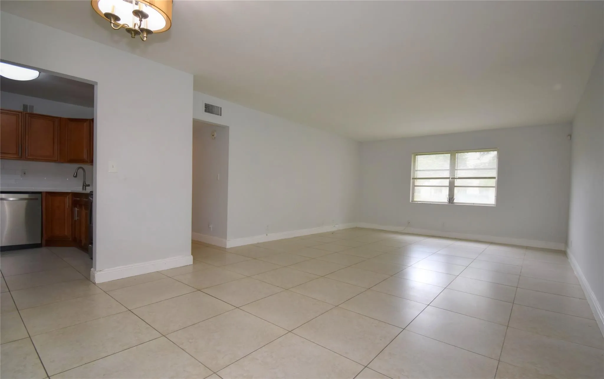 9 NE 19th Ct, #119C