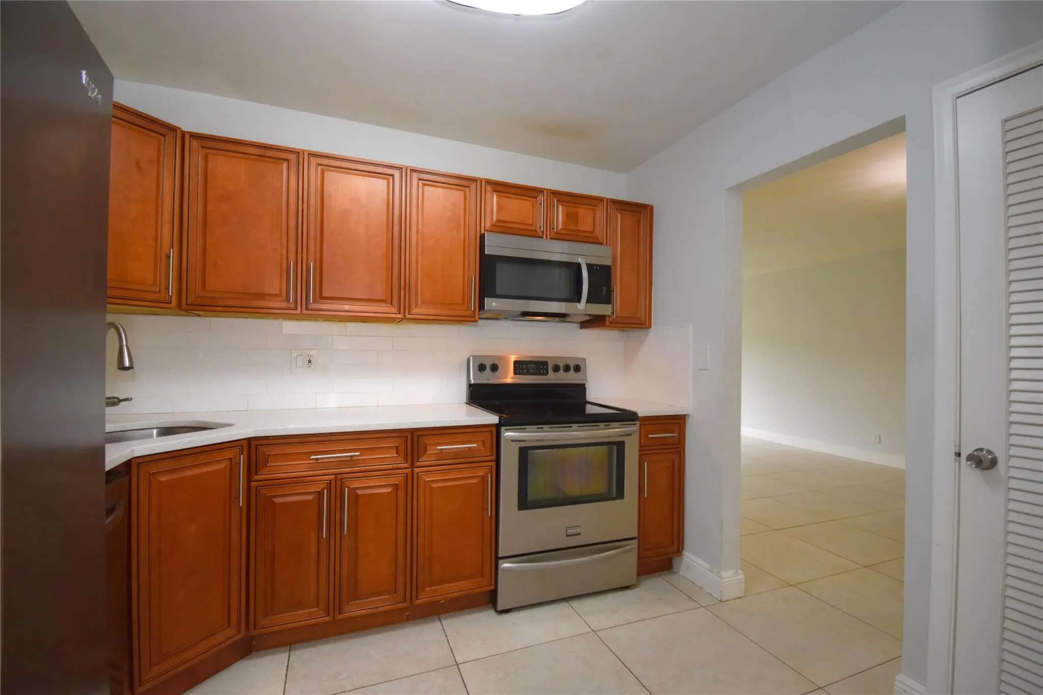 9 NE 19th Ct, #119C