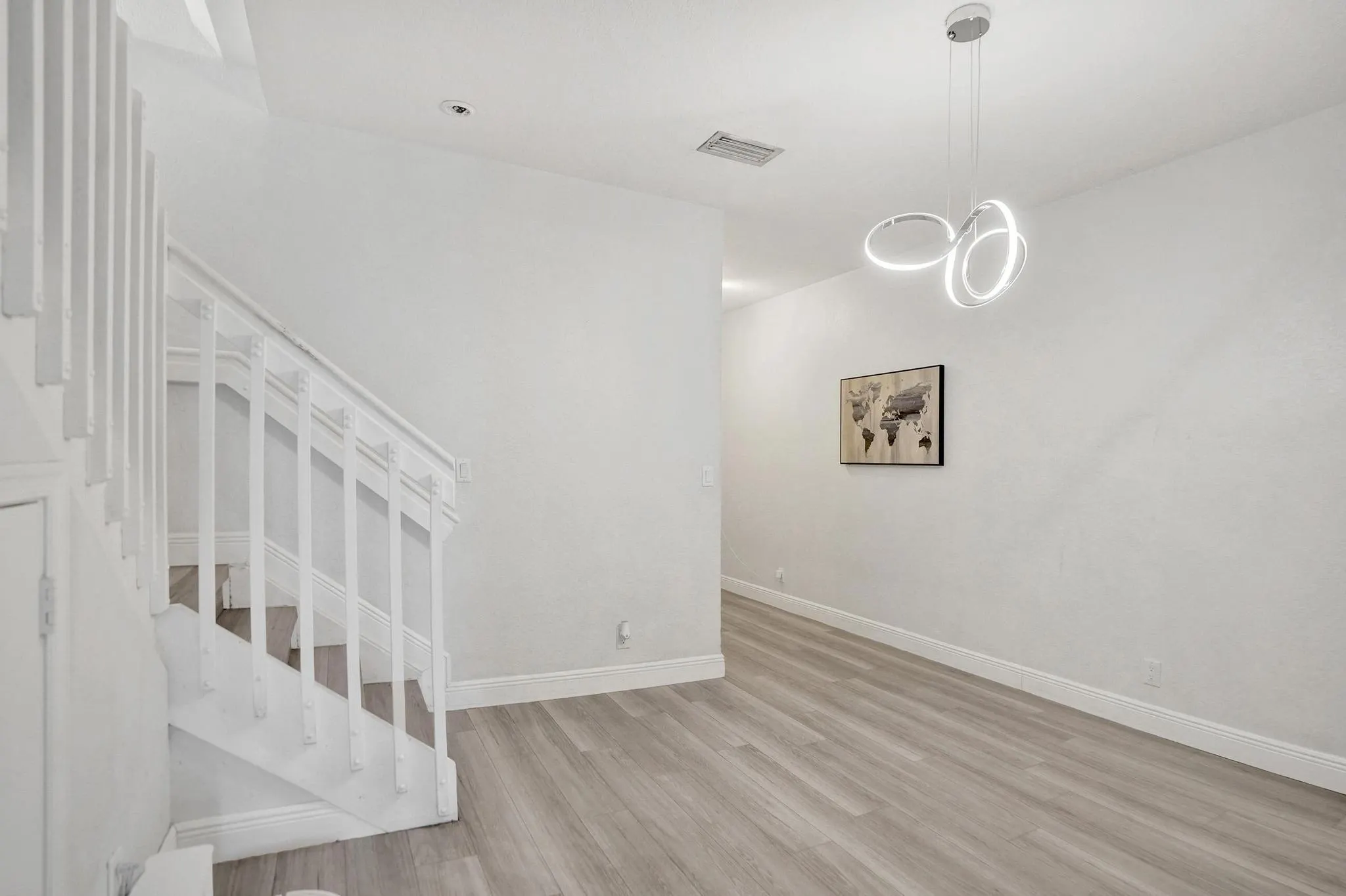3305 NW 29th Ct