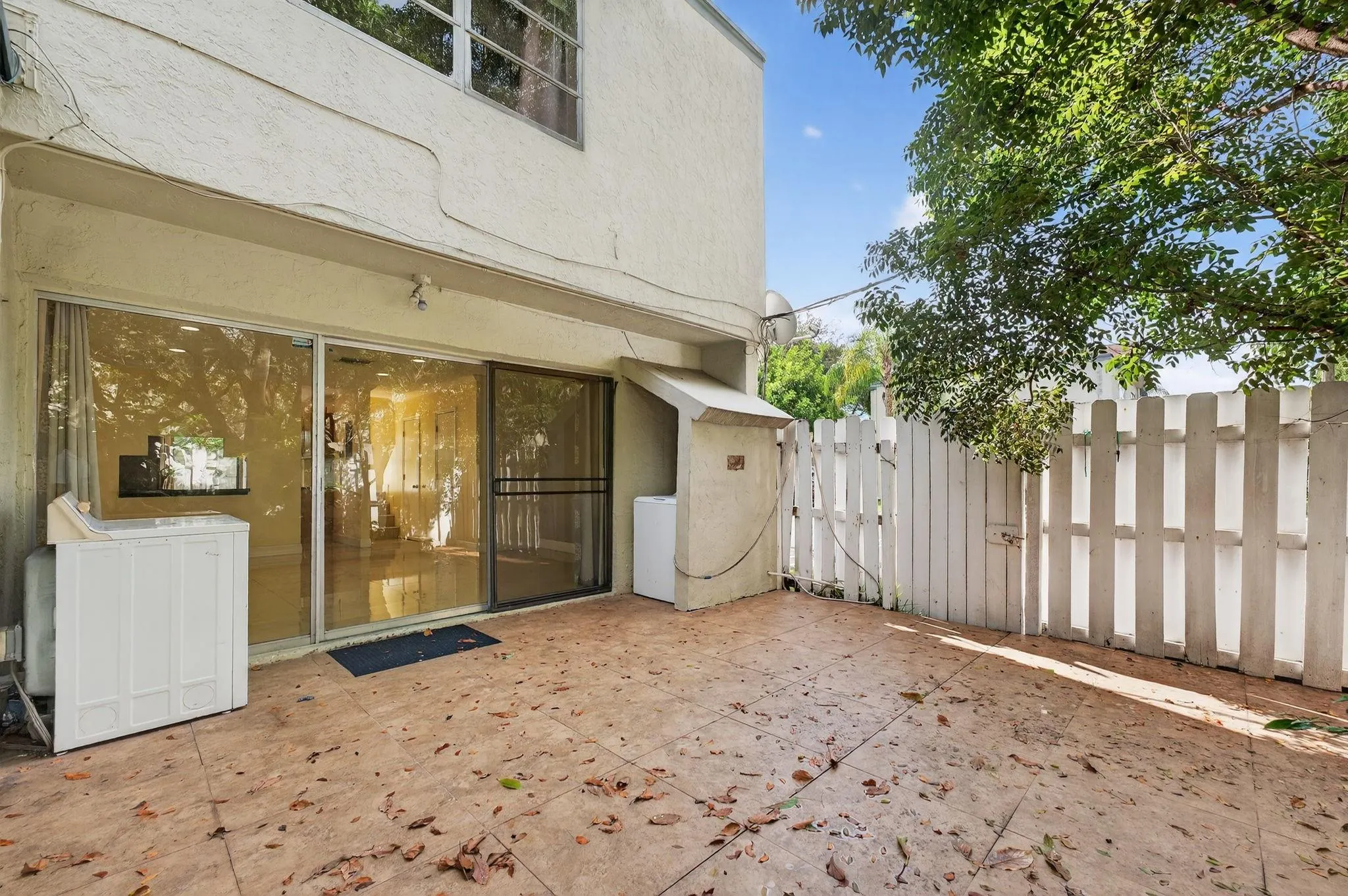3007 NW 5th Ter