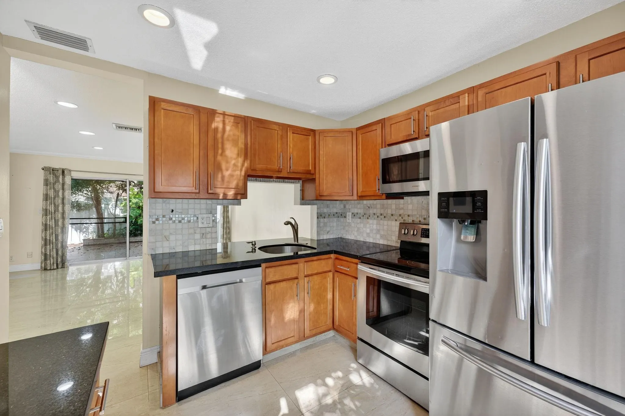 3007 NW 5th Ter