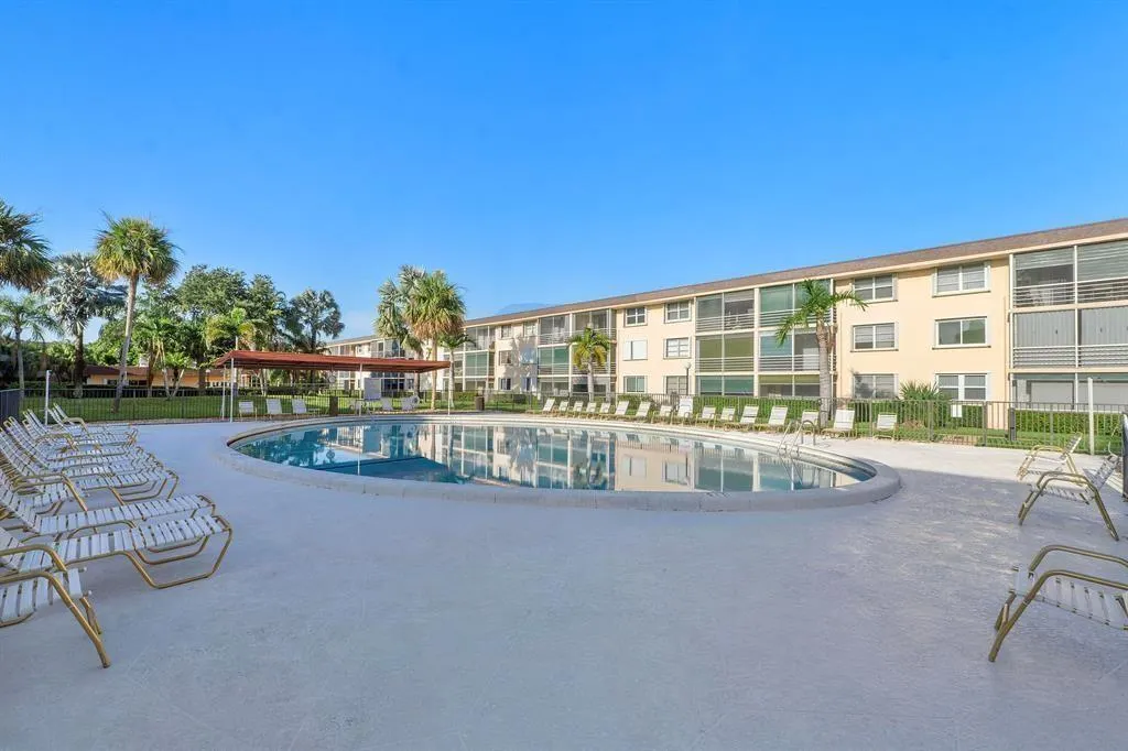 4500 N Federal Highway, #263G
