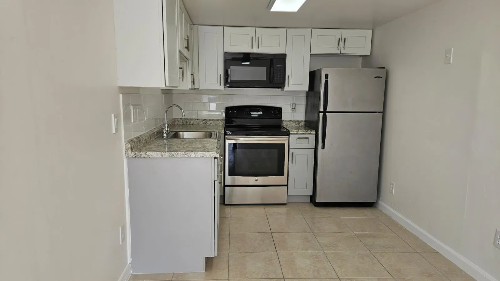 274 Bayberry Dr, #Down stairs