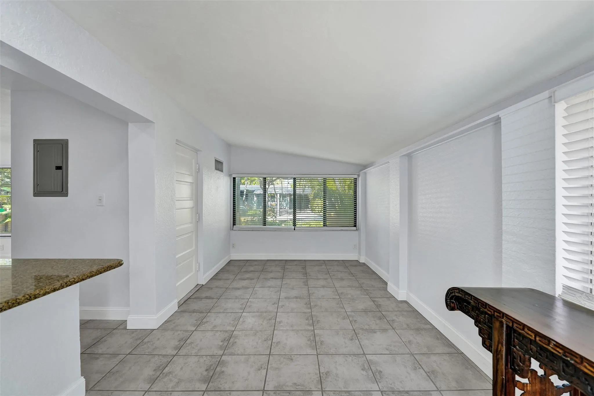 1632 NE 17th Ave