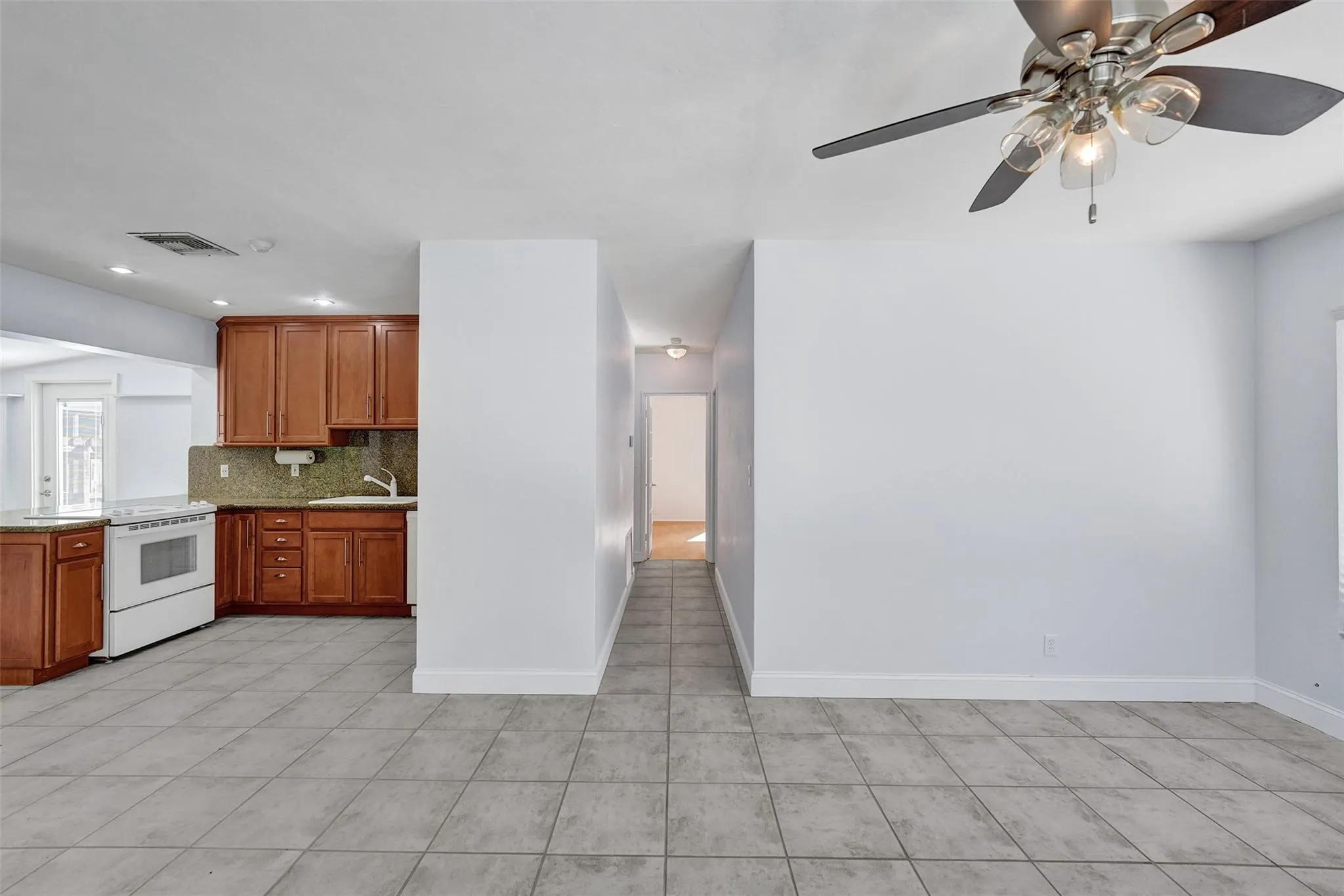1632 NE 17th Ave