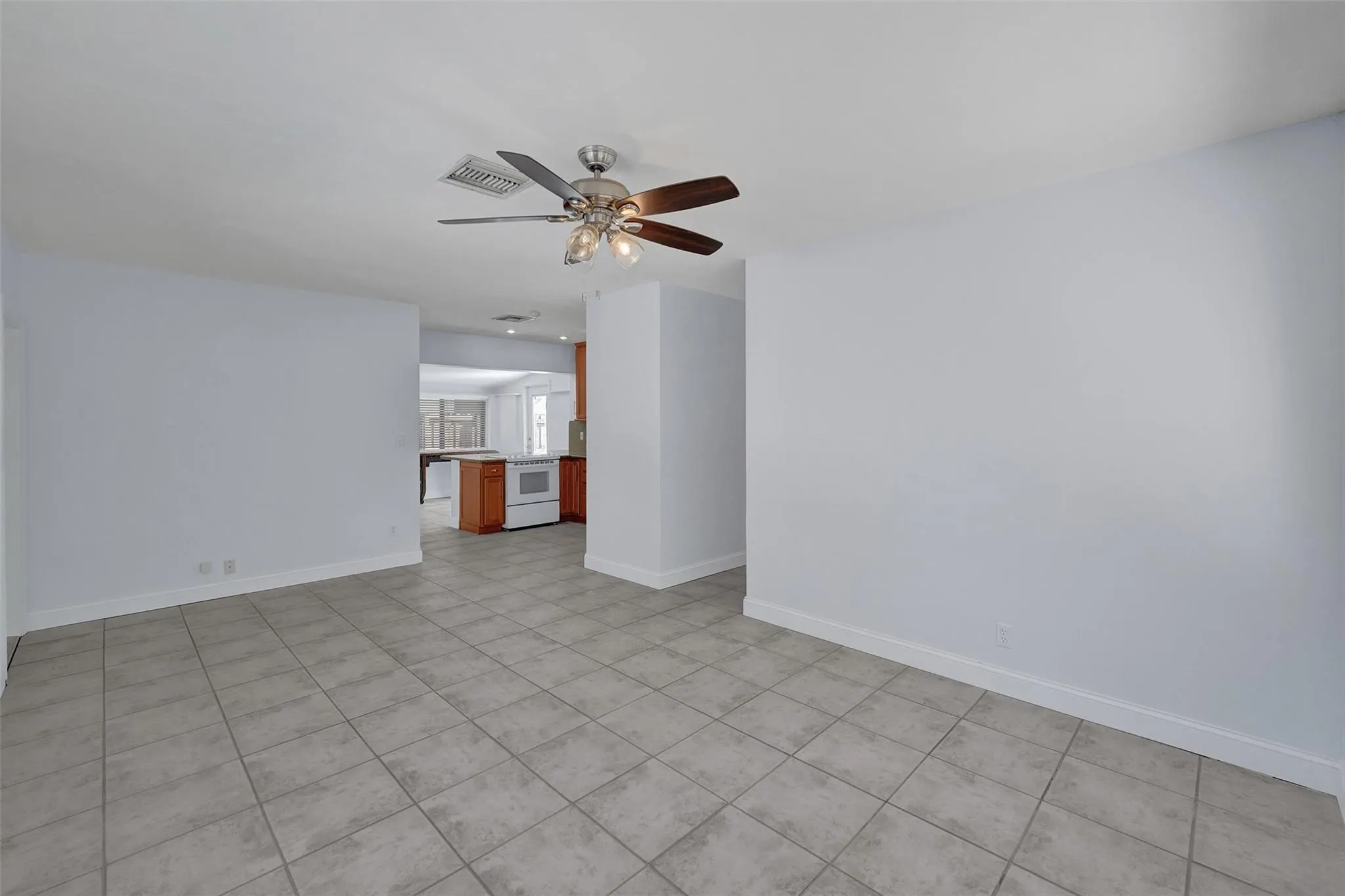 1632 NE 17th Ave