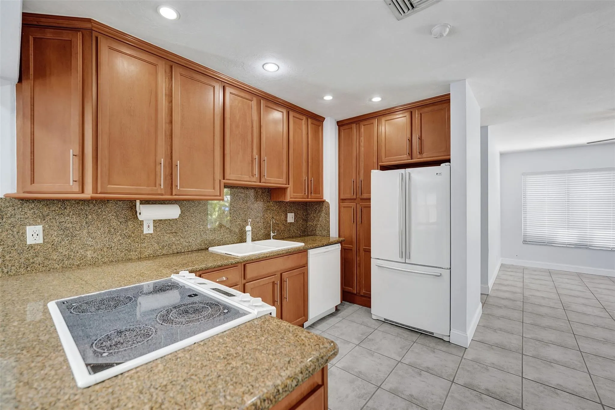 1632 NE 17th Ave