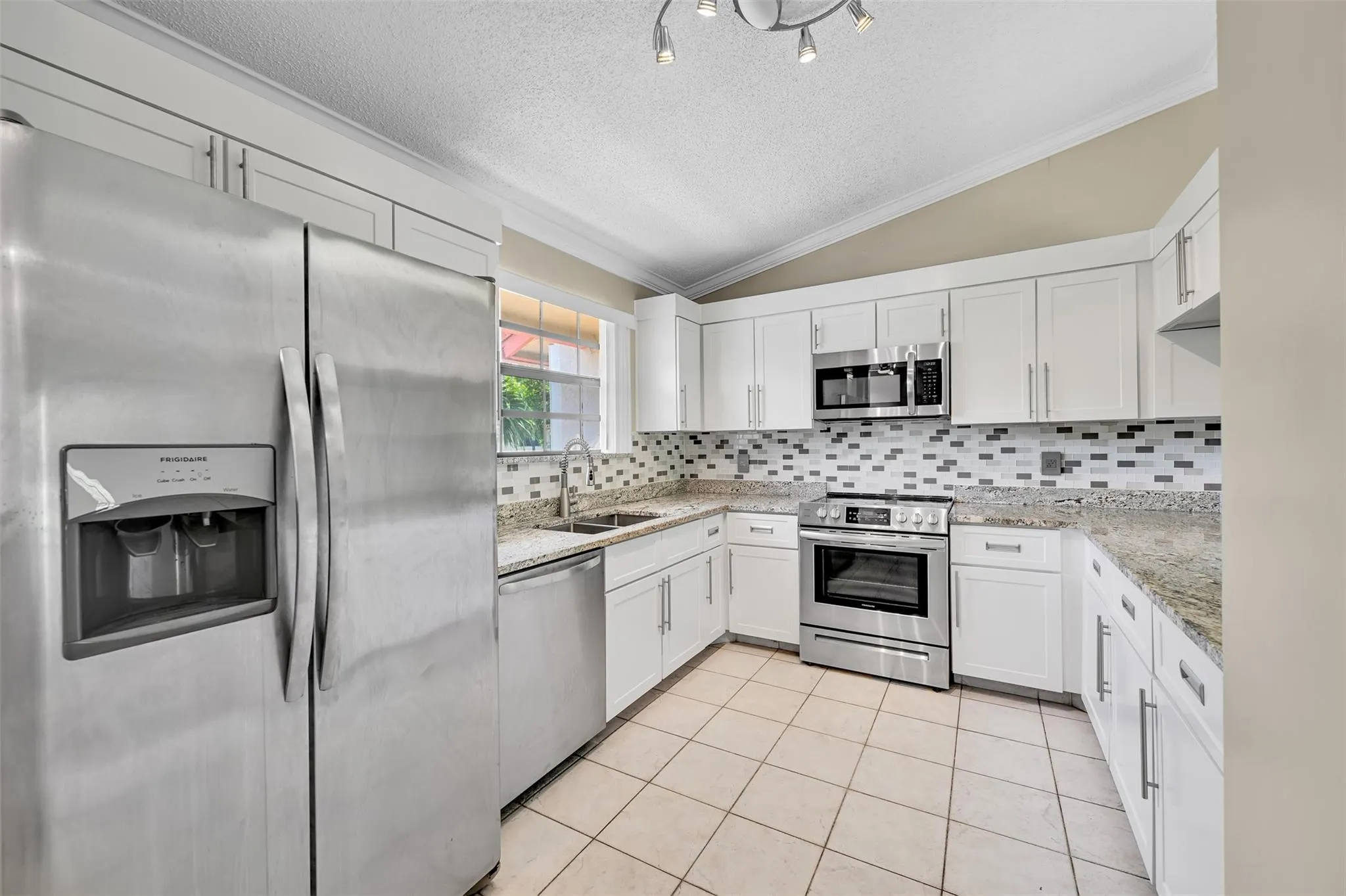 1410 Congressional Way, #1410