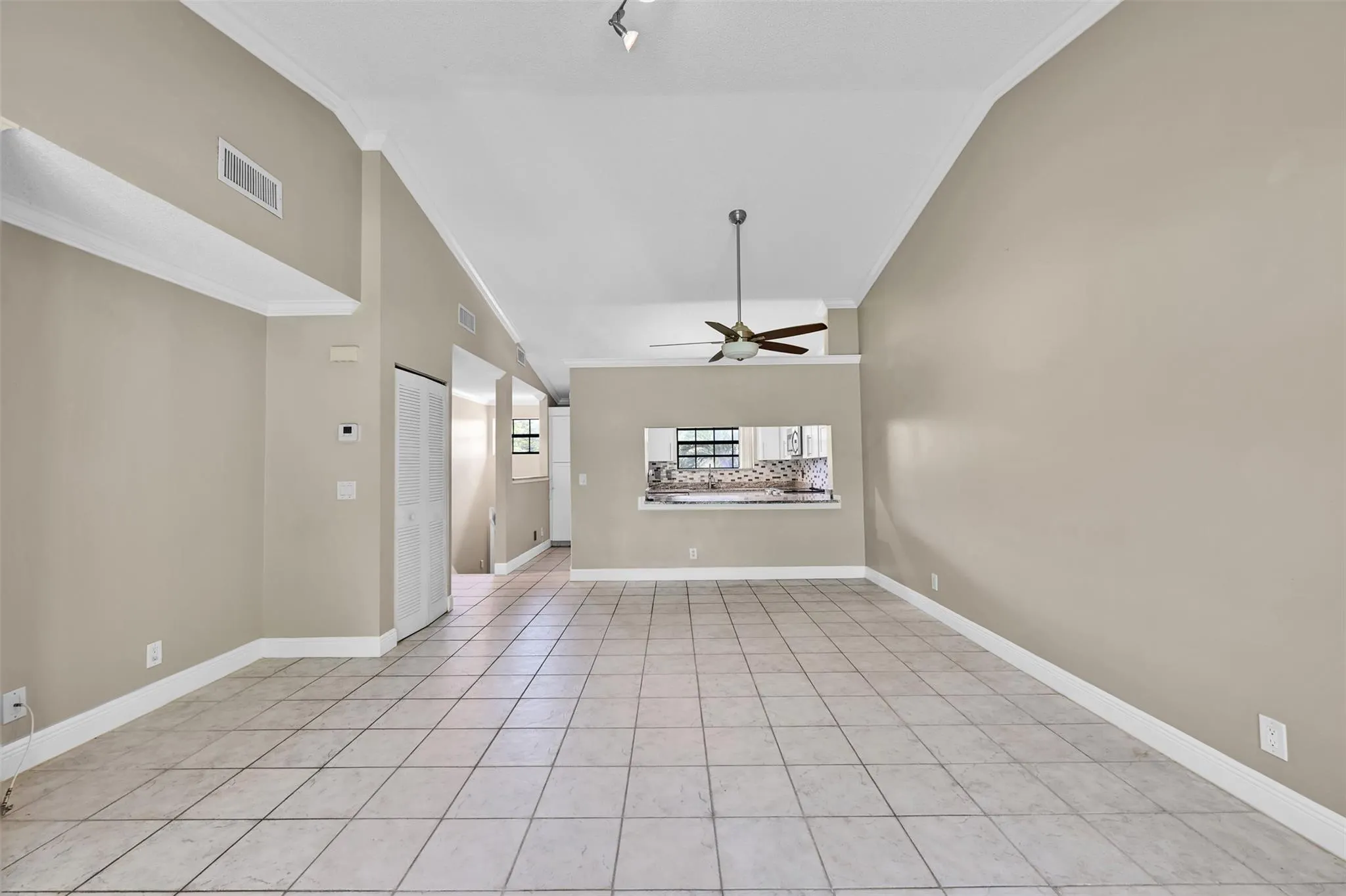 1410 Congressional Way, #1410