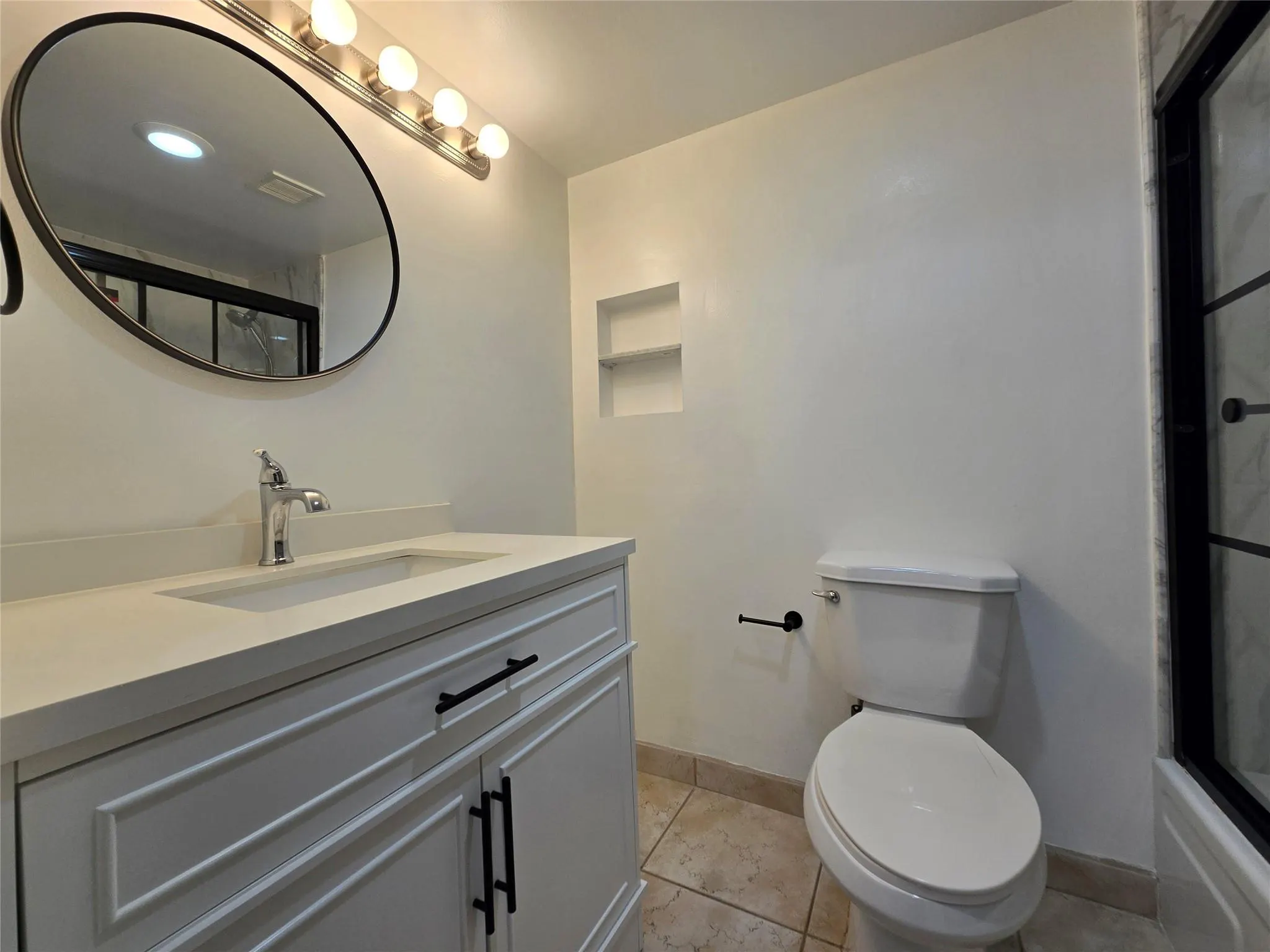 1000 River Reach Dr, #305