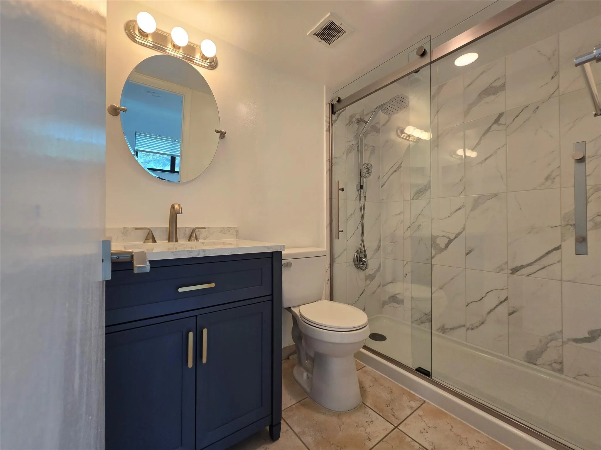 1000 River Reach Dr, #305