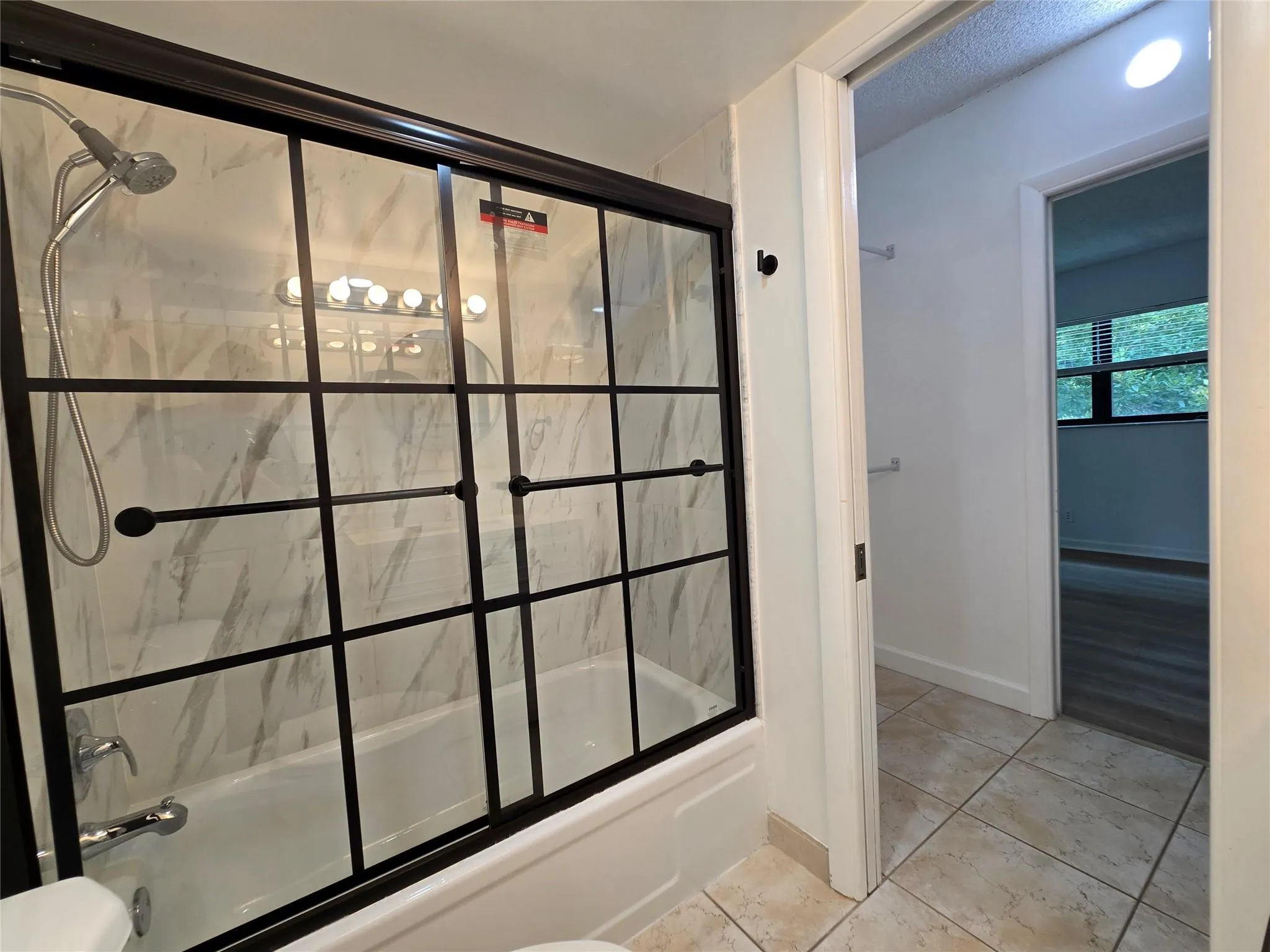 1000 River Reach Dr, #305