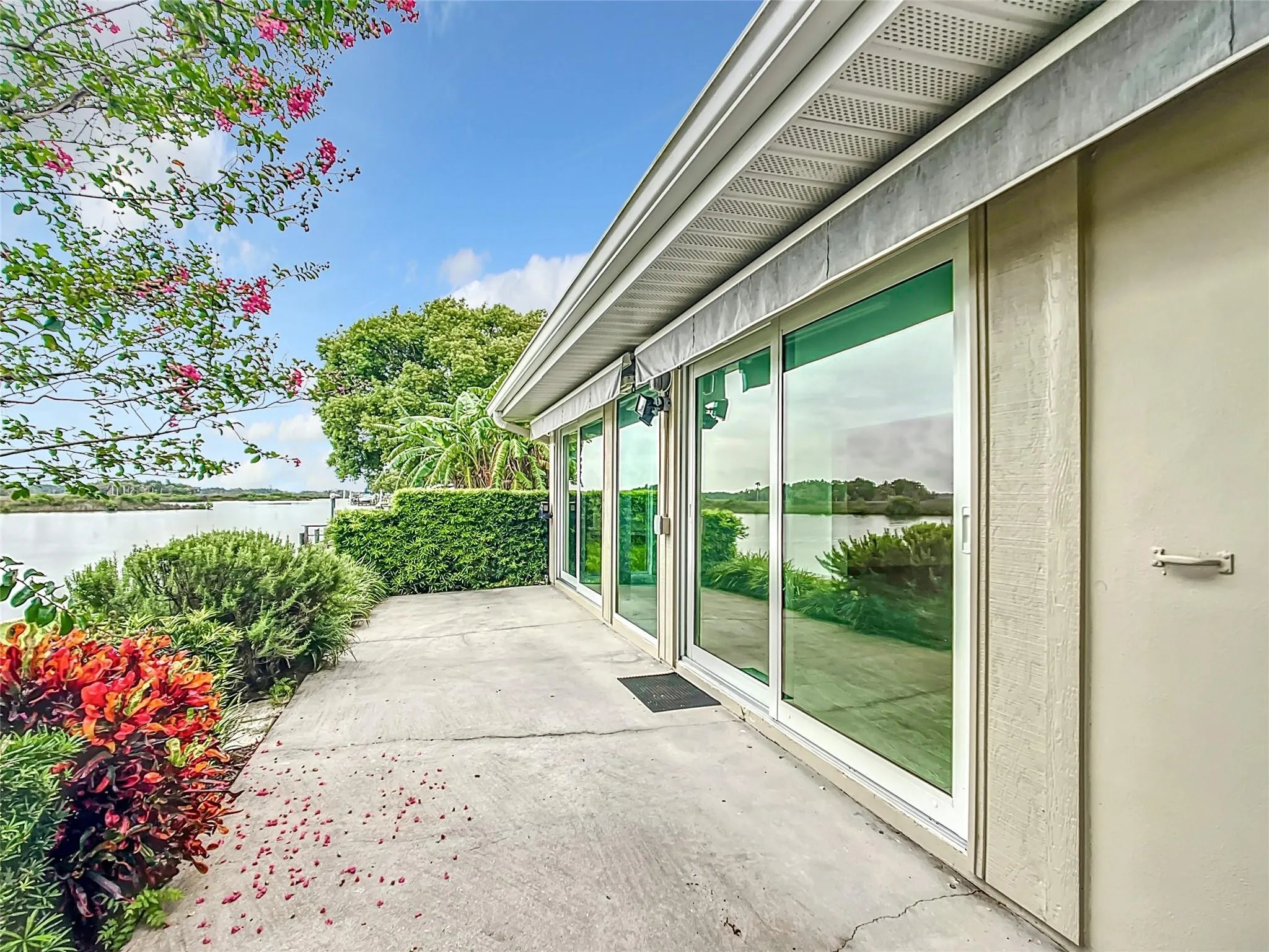 11396 W Bayshore Dr, #44