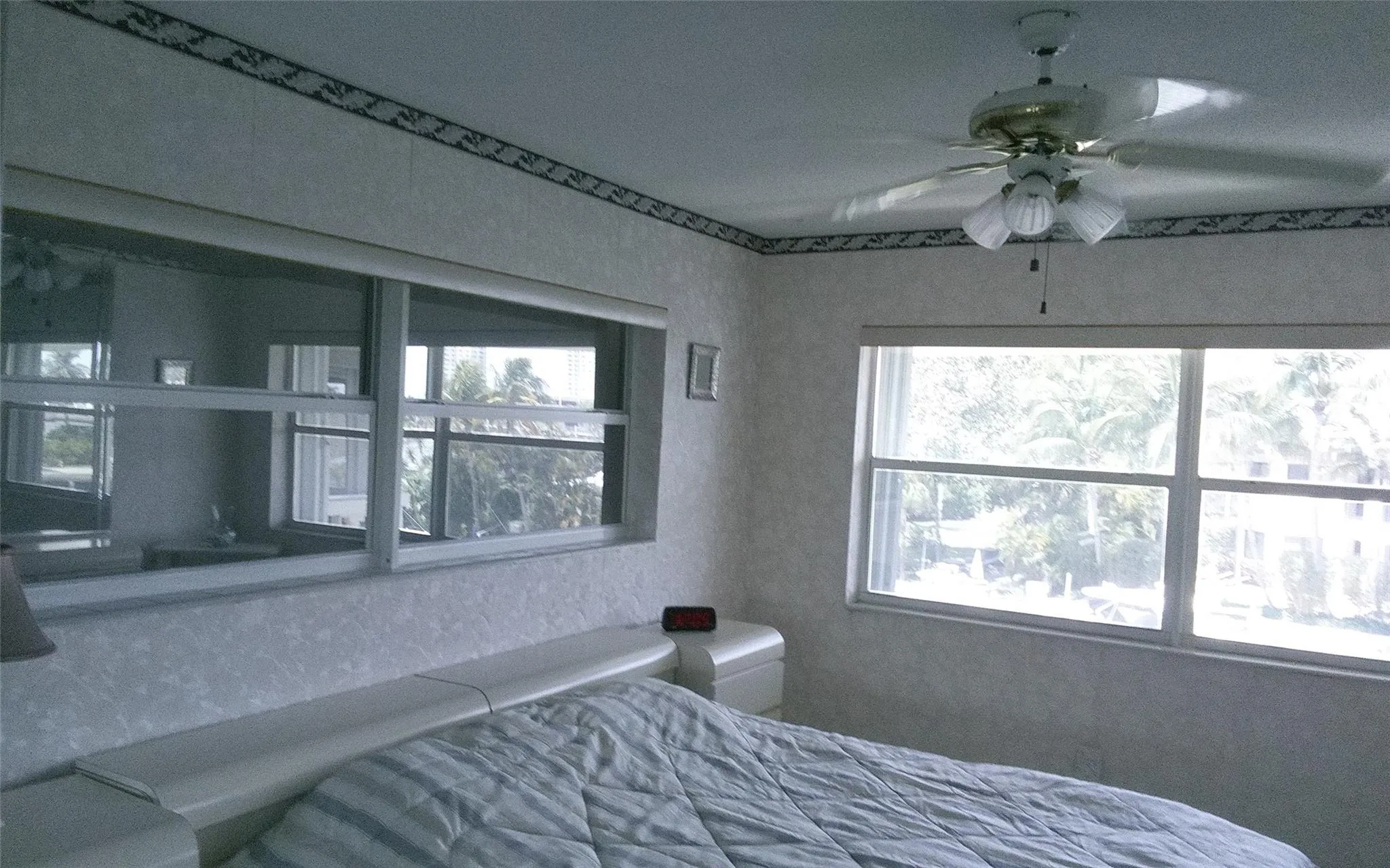 460 Paradise Isle Blvd, #301
