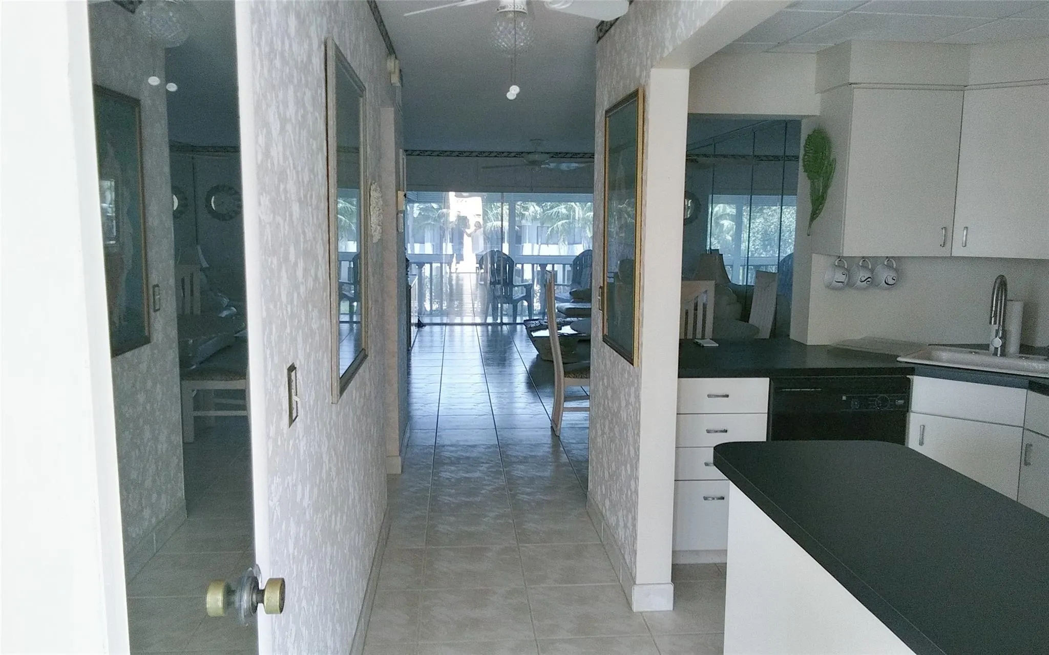 460 Paradise Isle Blvd, #301