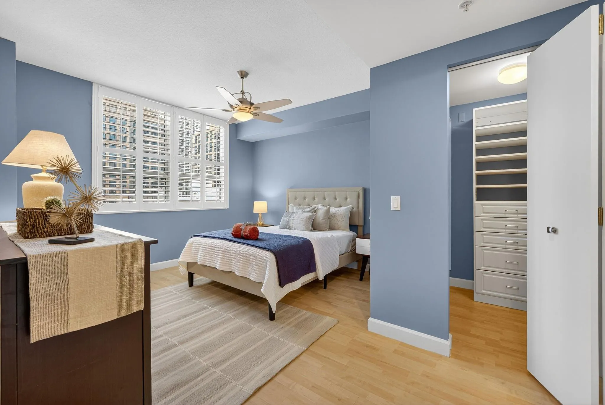 350 SE 2nd St, #1030