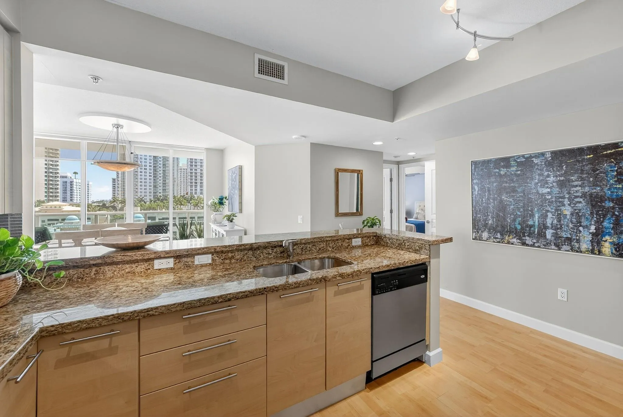 350 SE 2nd St, #1030