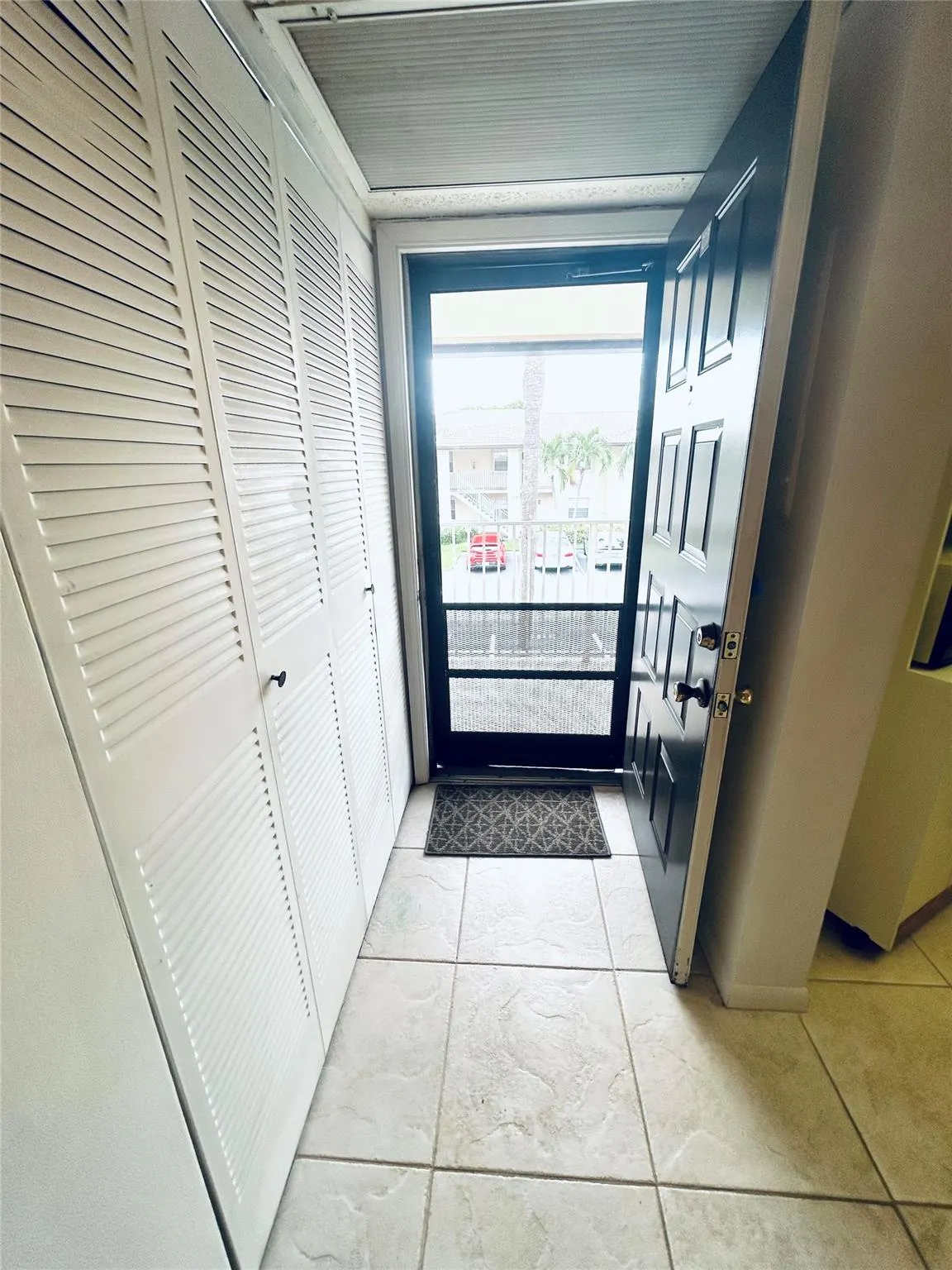 5550 Lakeside Drive, #203