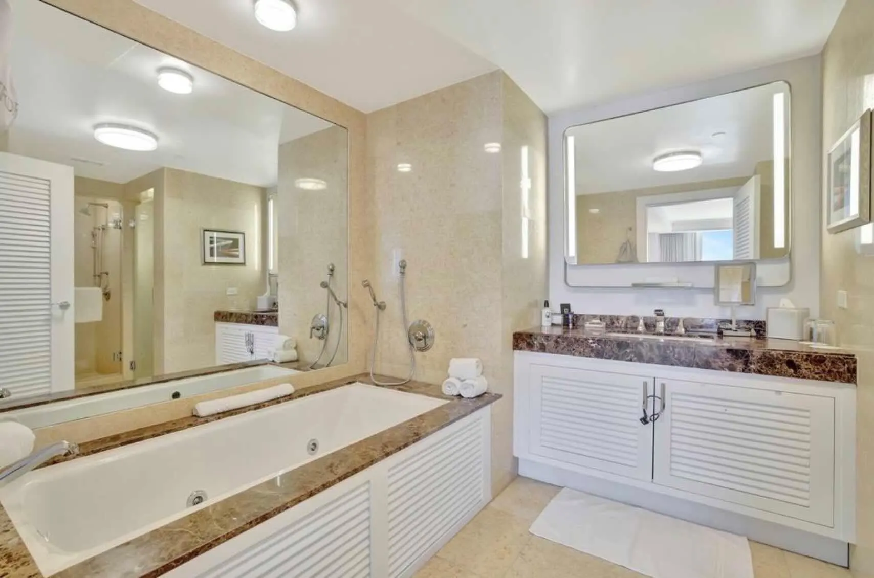1 N Fort Lauderdale Beach blvd, #1607