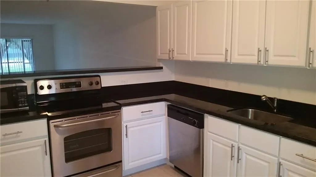 16451 BLATT BLVD, #102