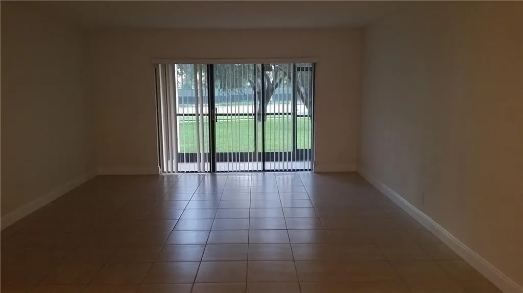 16451 BLATT BLVD, #102