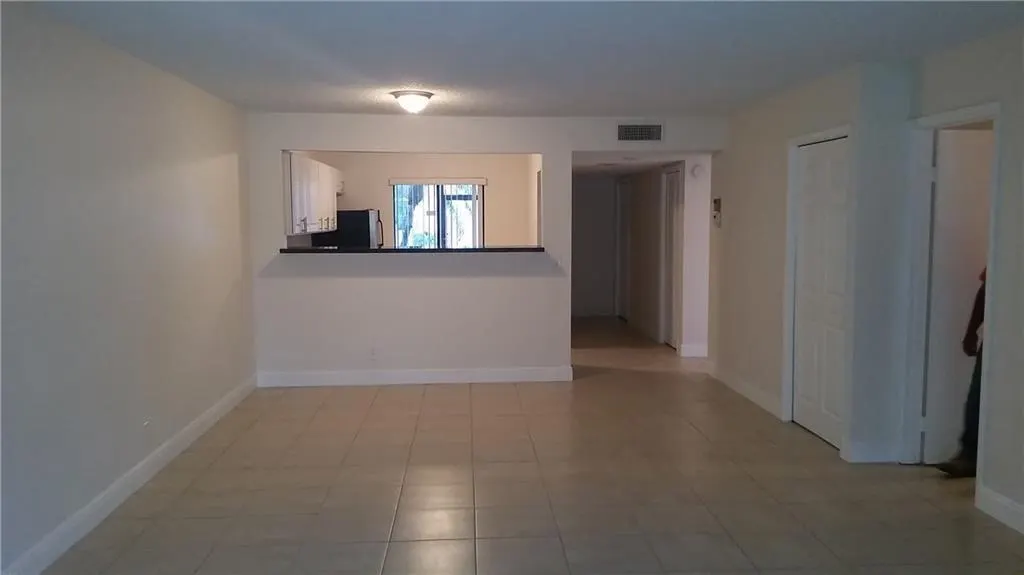 16451 BLATT BLVD, #102
